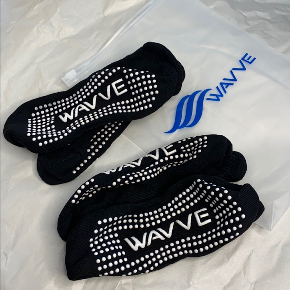 Ladies sports gripper socks at @WavveWear